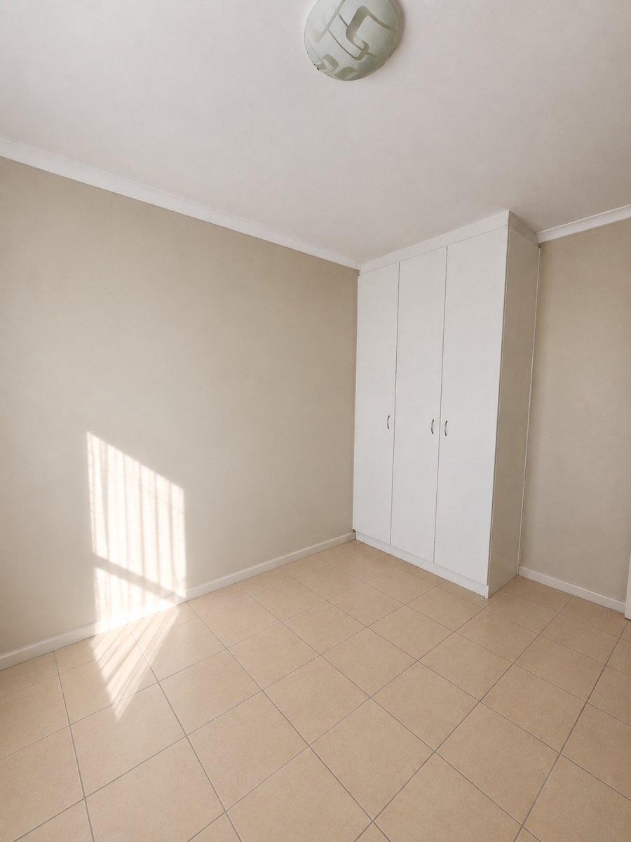 To Let 2 Bedroom Property for Rent in Buh Rein Estate Western Cape